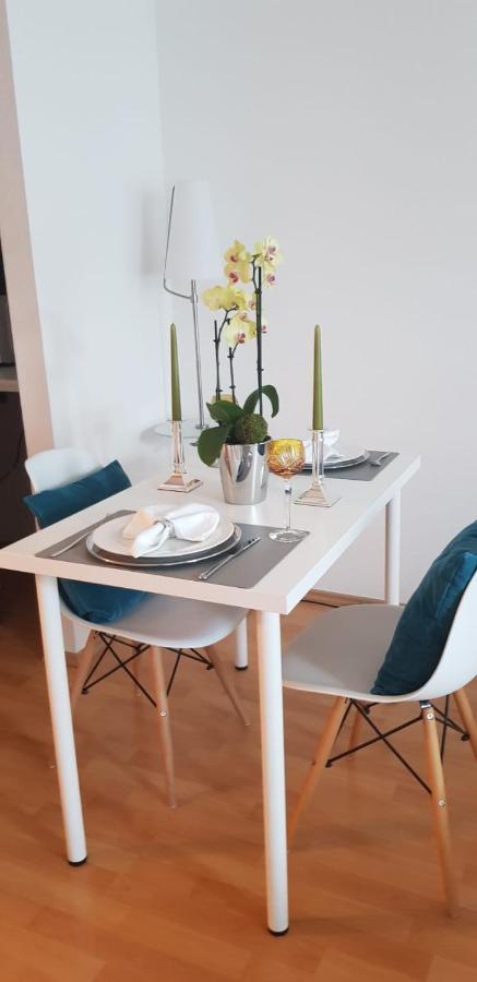 Apartment'S Nr 2, 2B Und 2C In Stuttgart Stadtmitte Estugarda Exterior foto